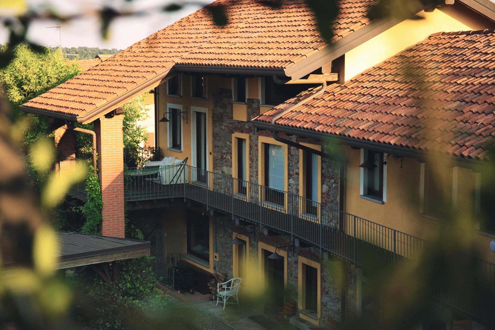 Robin'S Nest Hotel Paruzzaro Ngoại thất bức ảnh