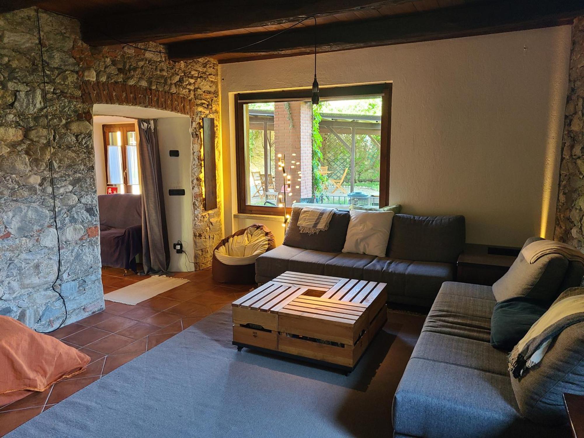Robin'S Nest Hotel Paruzzaro Ngoại thất bức ảnh
