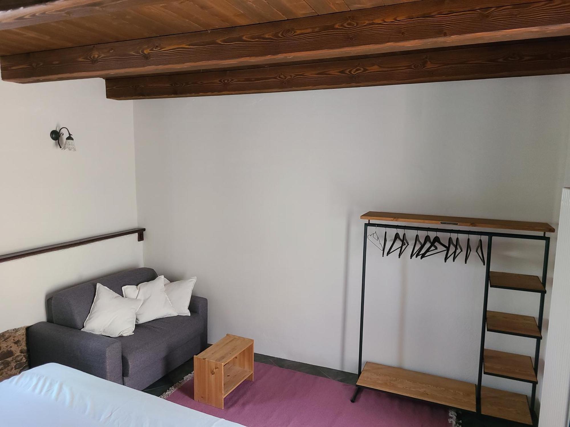 Robin'S Nest Hotel Paruzzaro Ngoại thất bức ảnh