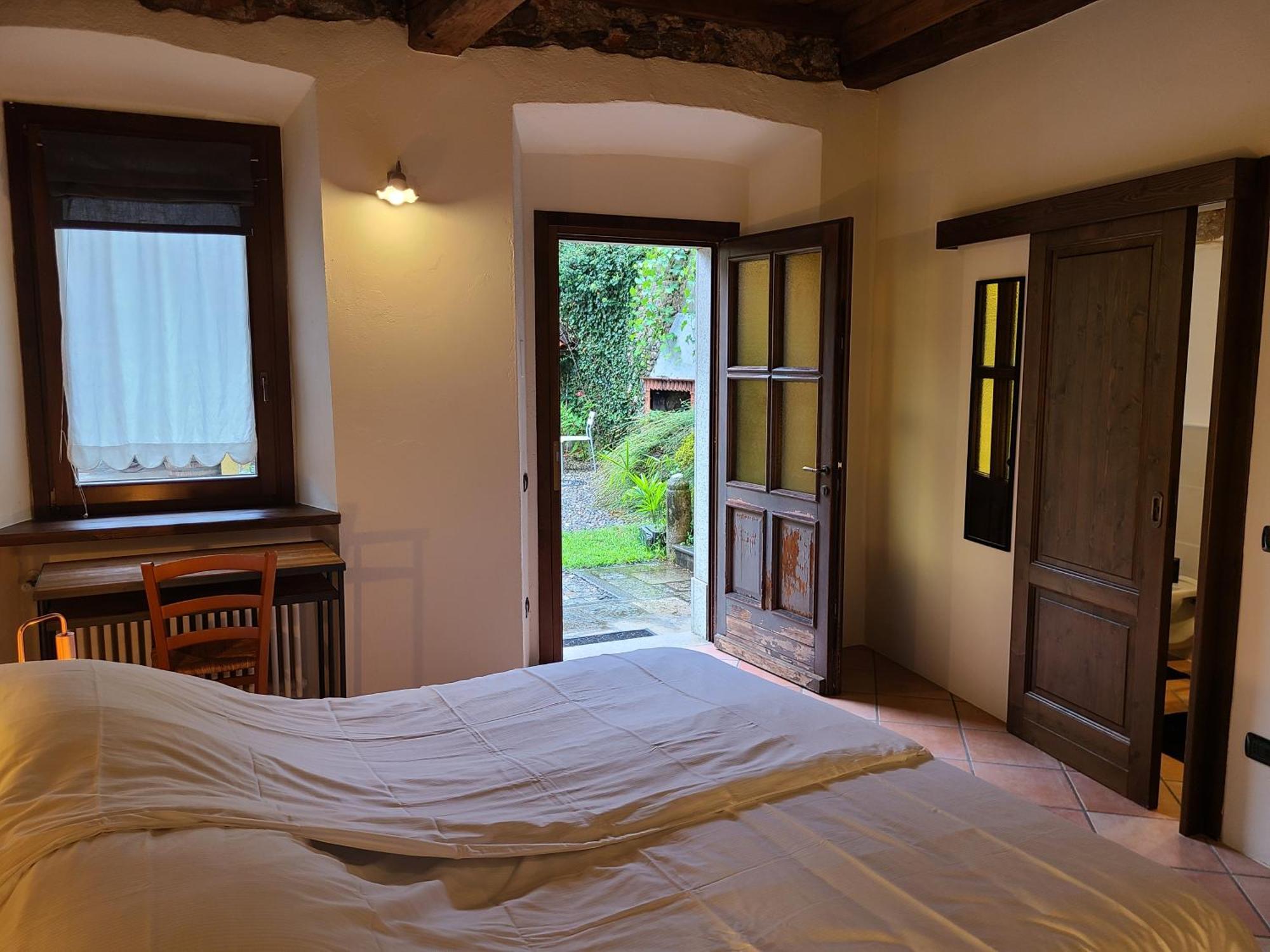 Robin'S Nest Hotel Paruzzaro Phòng bức ảnh