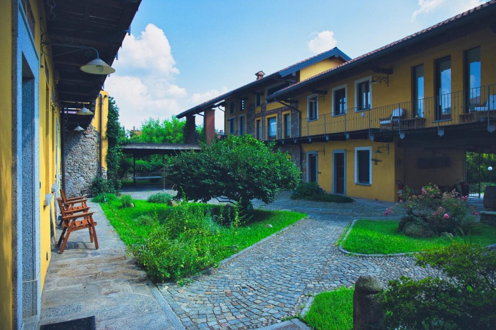 Robin'S Nest Hotel Paruzzaro Ngoại thất bức ảnh