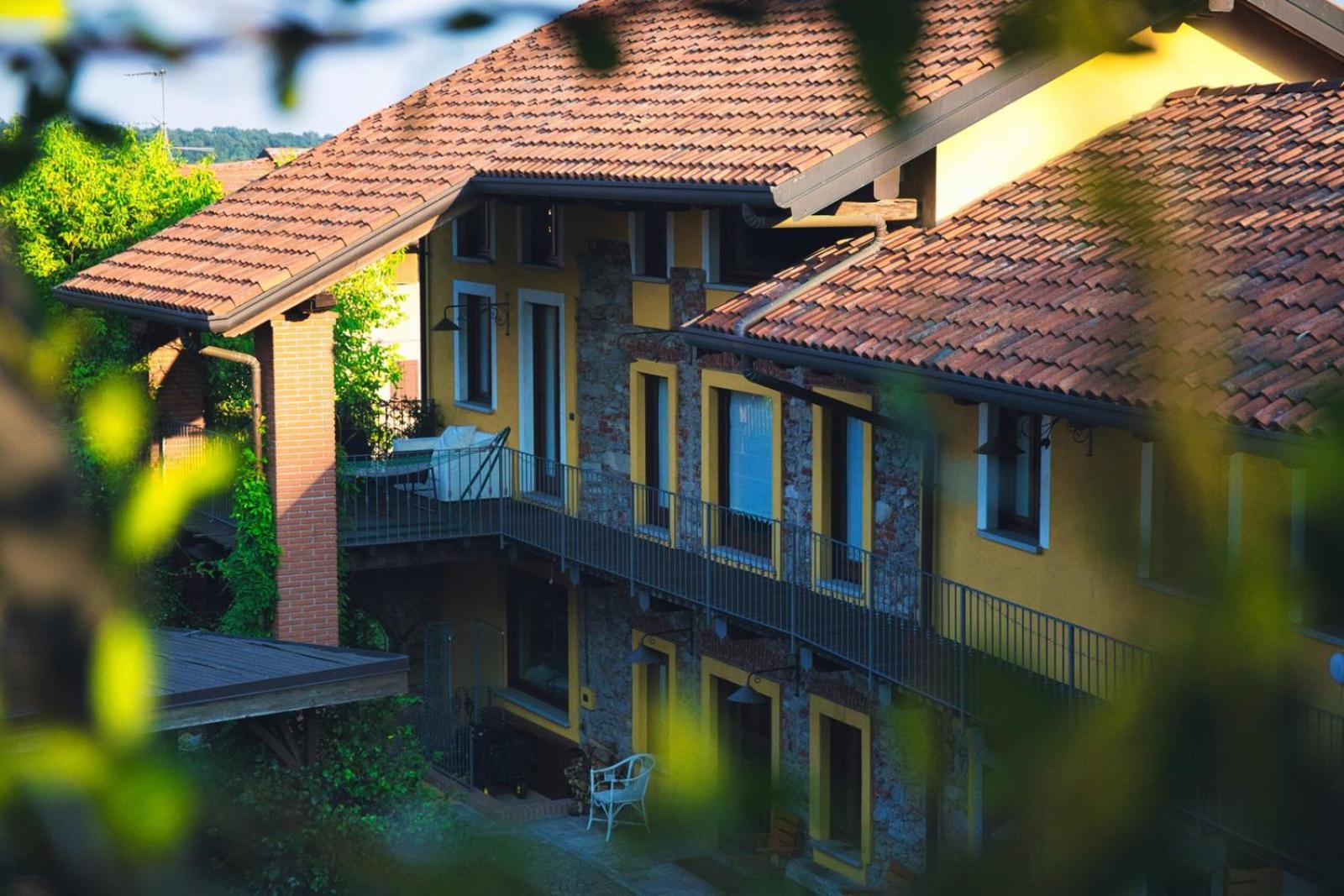 Robin'S Nest Hotel Paruzzaro Ngoại thất bức ảnh
